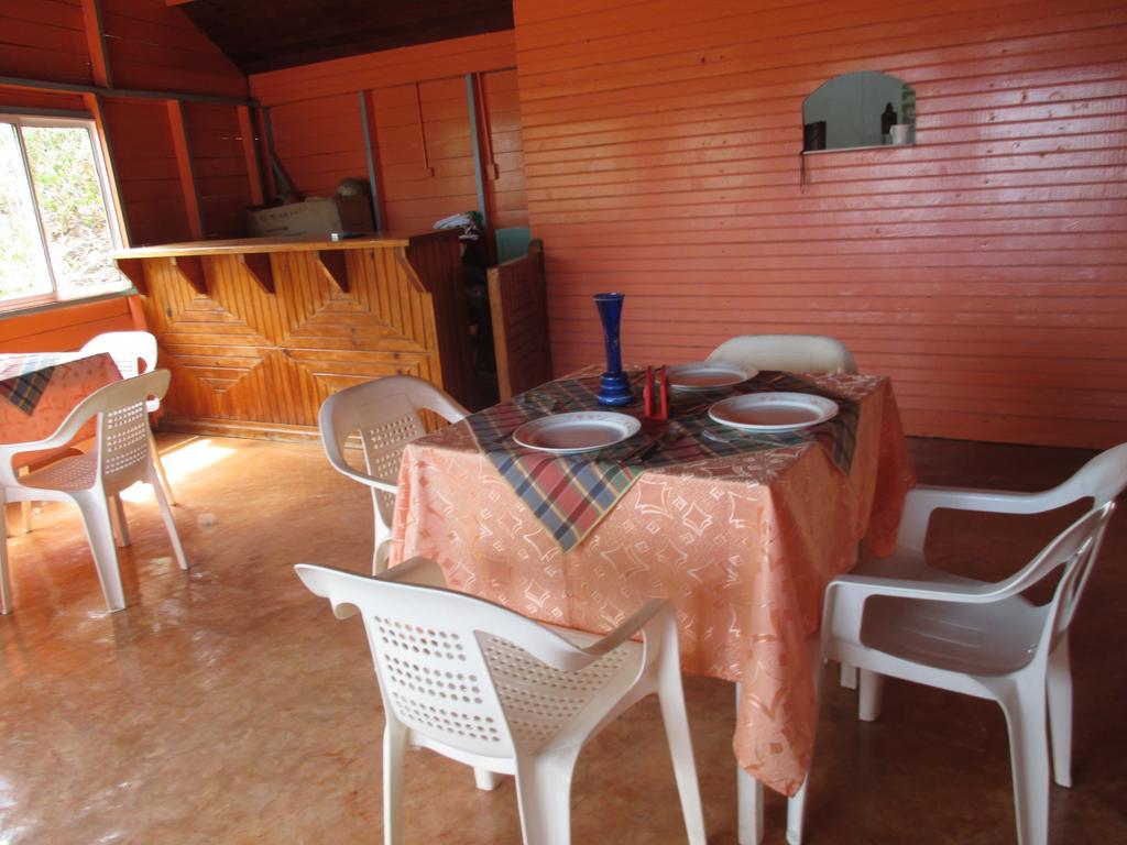 Hotel Flemming Tree Providencia Island Kültér fotó