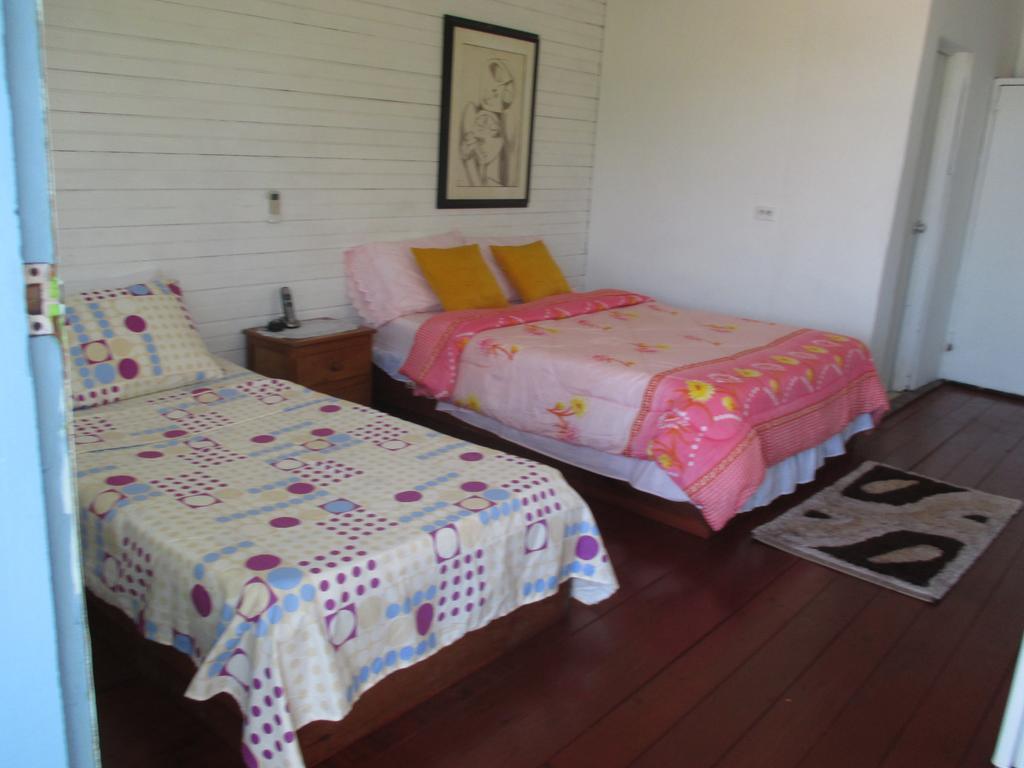 Hotel Flemming Tree Providencia Island Kültér fotó