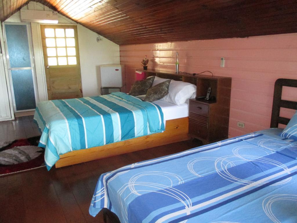 Hotel Flemming Tree Providencia Island Kültér fotó